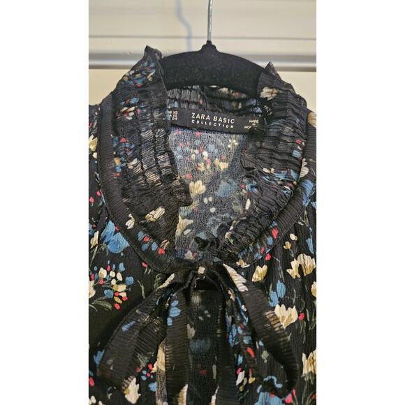 Zara Basic Black Dress XS Flowy Flounce Sleeves Black Floral Ruffles Whimsy Goth - Picture 7 of 12